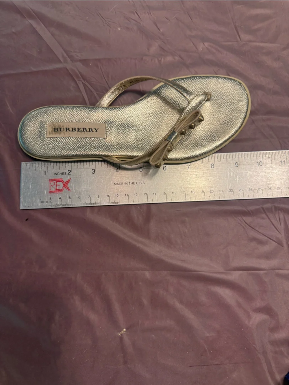 Burberry Metallic Leather Gold Studded Bow Thong Flip Flop Sandals Size 7.5 $695